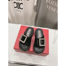 Roger Vivier Slippers